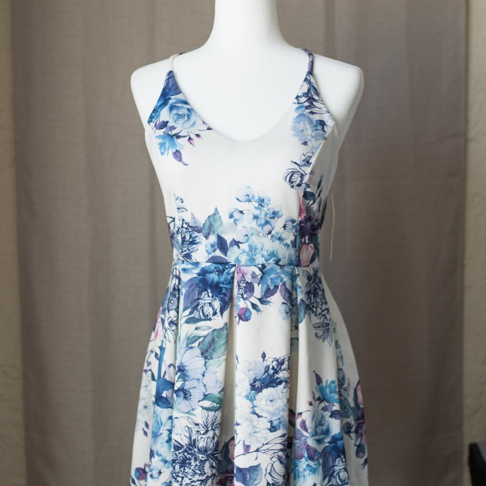 Zona 4 Dress Size Medium